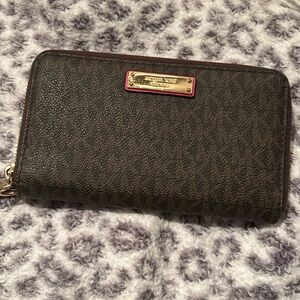 Michael Kors wallet brown and pink